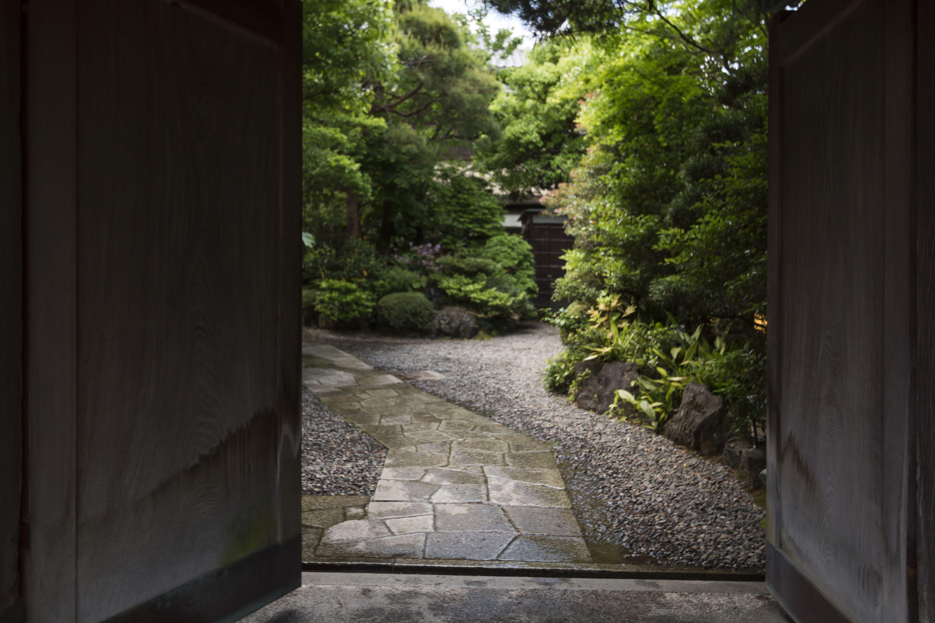 Nanzenji Sando Kikusui, Kyoto